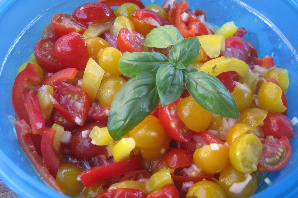 Tomaten - Paprika - Salat