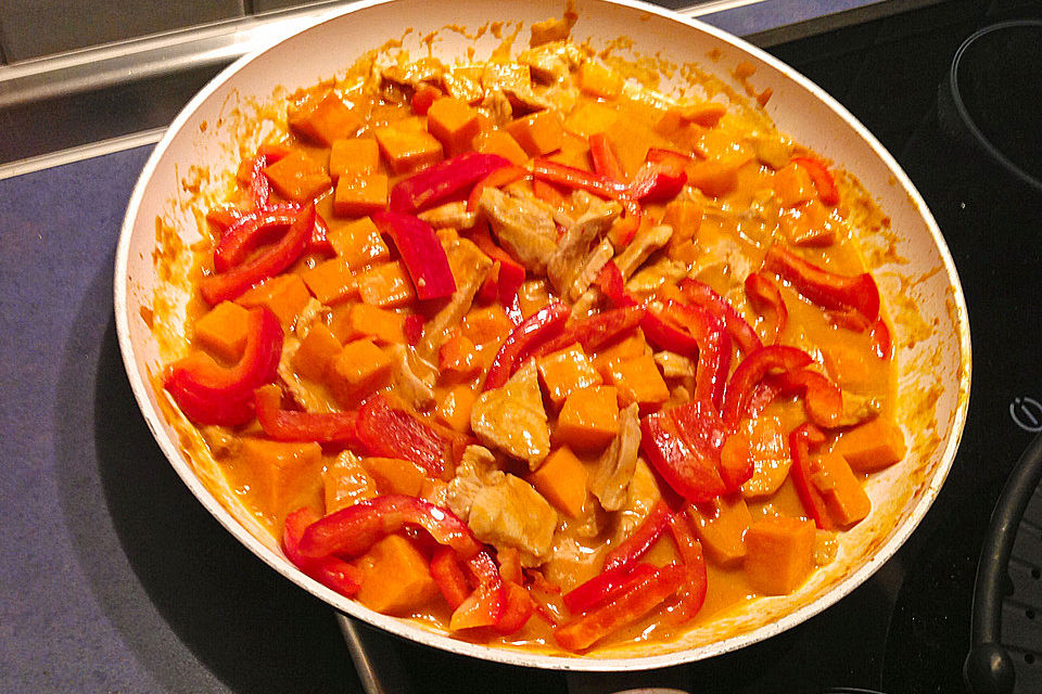 Hähnchencurry mit Süßkartoffeln