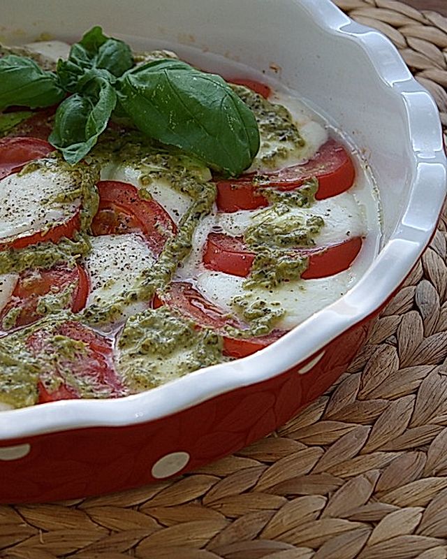 Tomaten - Mozzarella - Gratin