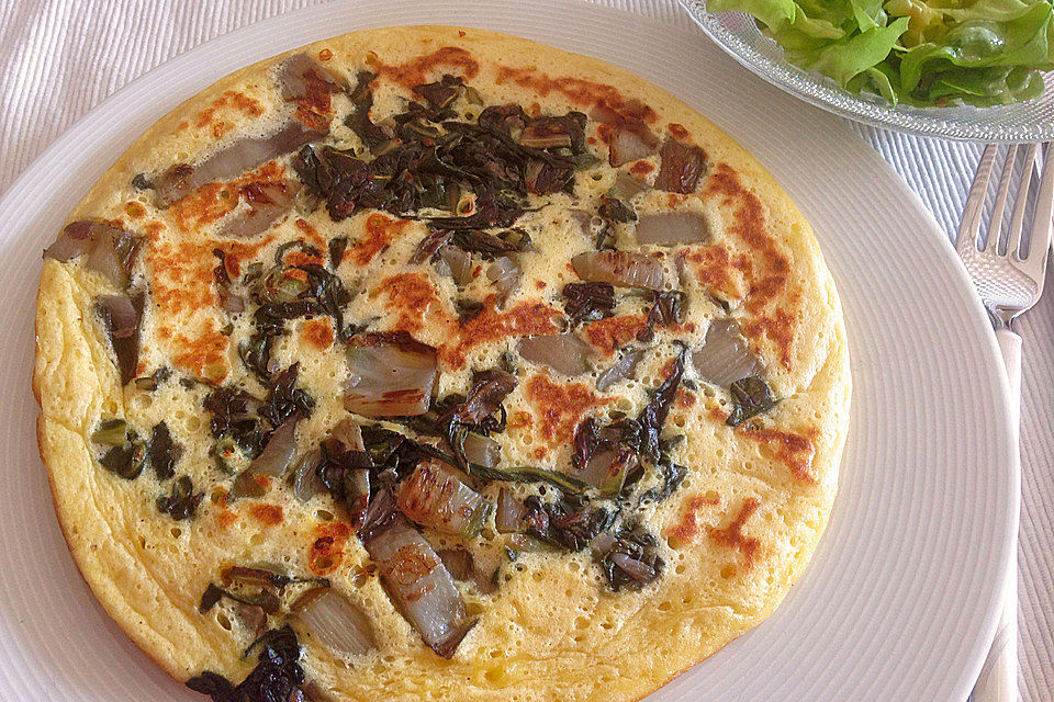 Pikante Pfannkuchen mit Käse und Mangold