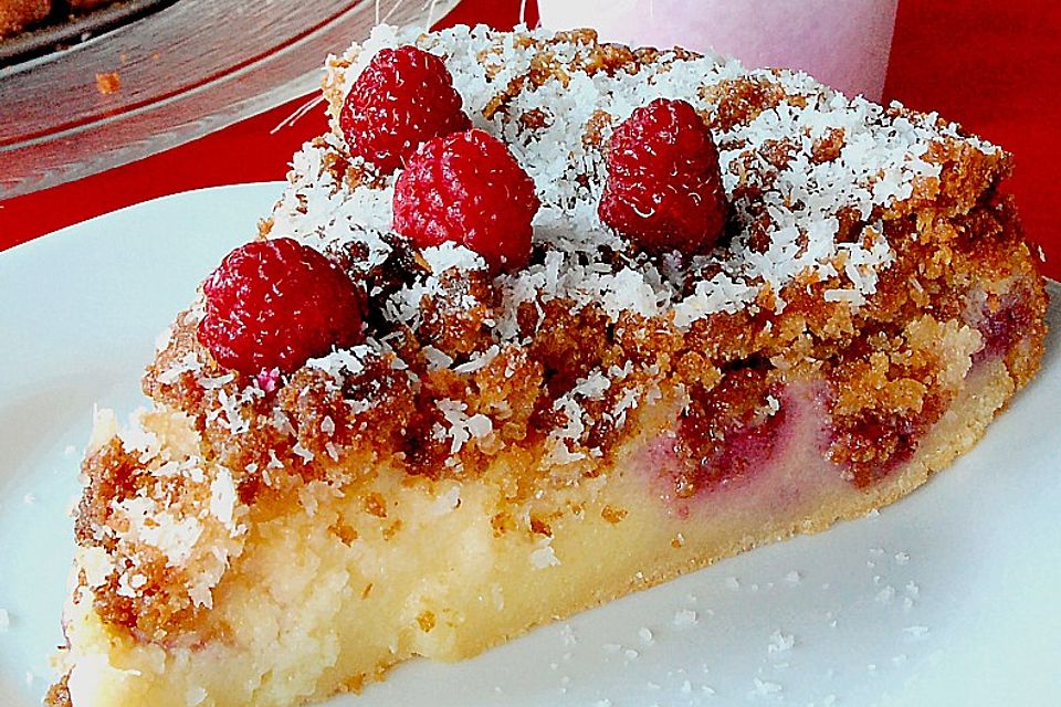 Himbeer - Mascarpone - Käsekuchen mit Kokos - Knusperstreusel