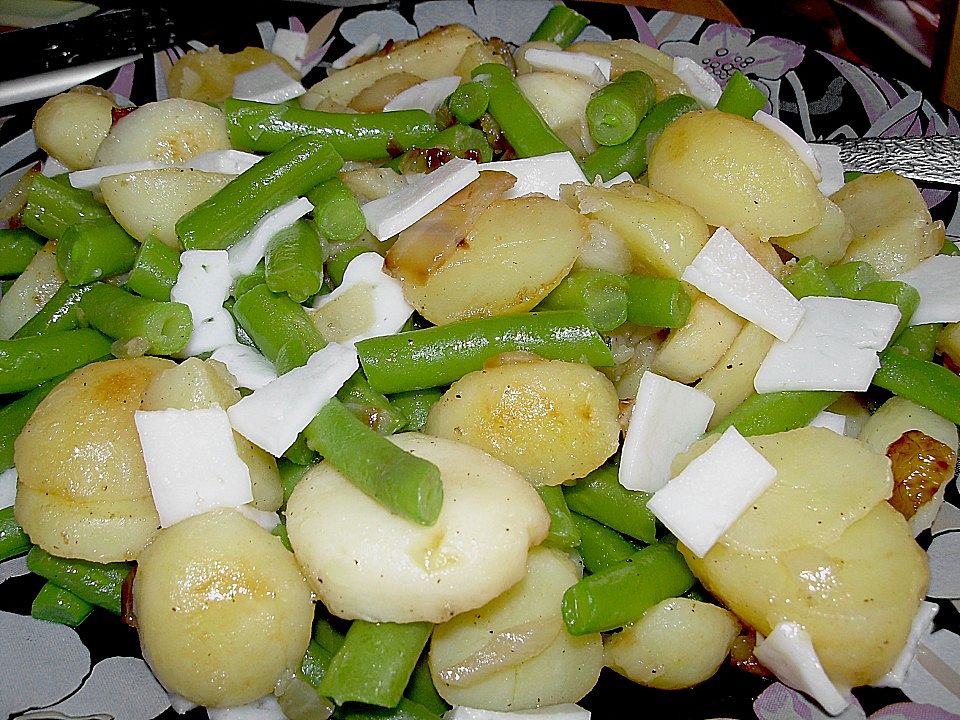 Kartoffelpfanne mit grünen Bohnen und Ziegenkäse von pechmarie82| Chefkoch