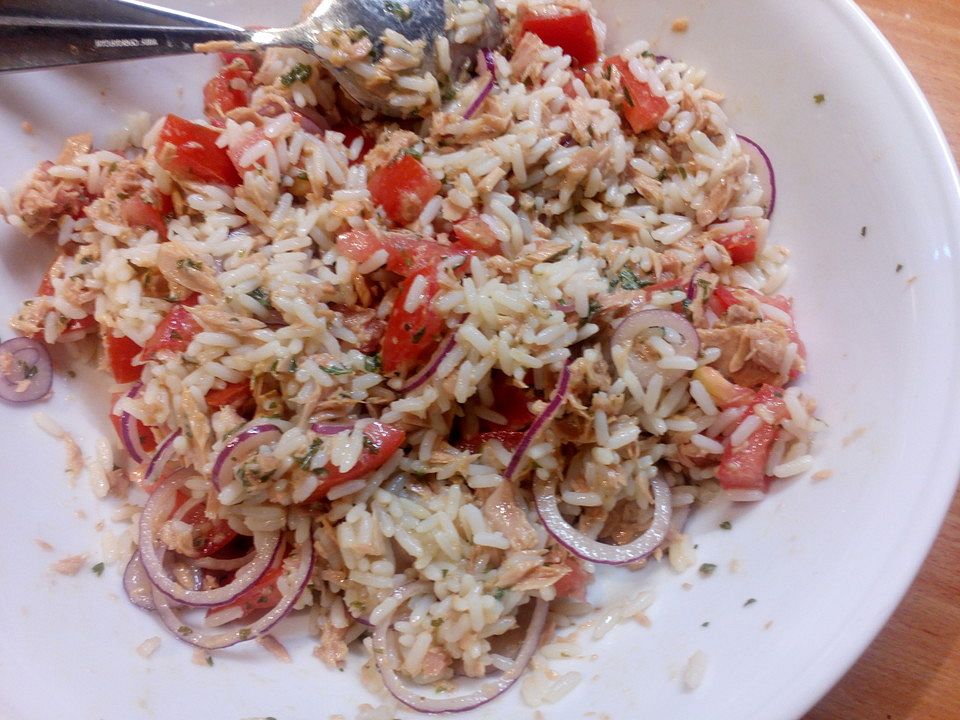 Sommerlicher Reissalat mit Thunfisch von natalia_banderas| Chefkoch
