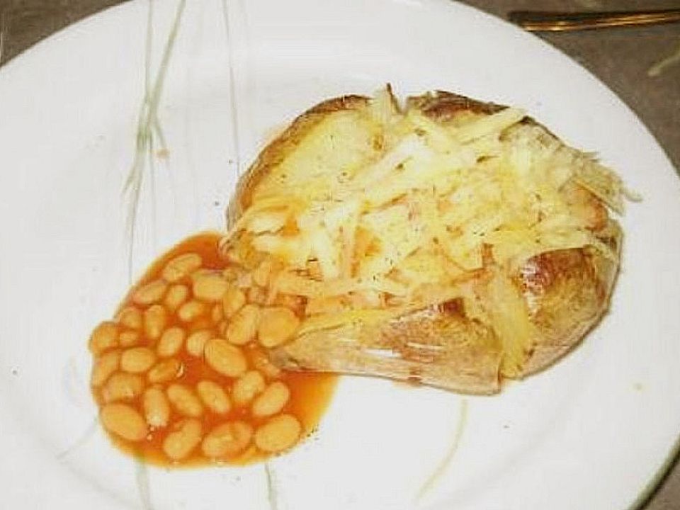 Baked potatoe with beans and cheese von anastasia82 Chefkoch