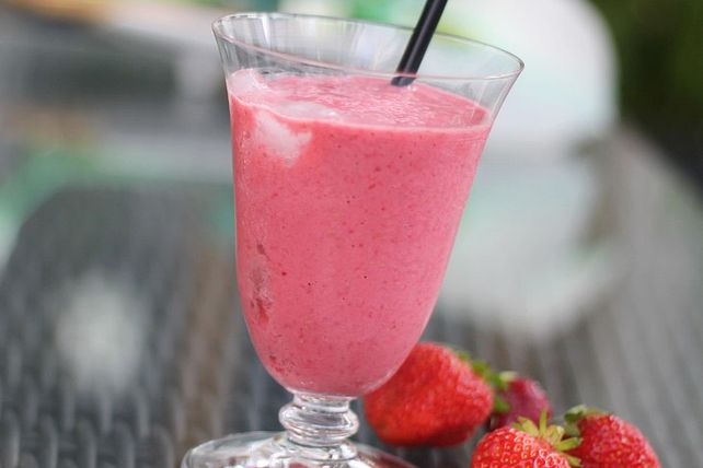 Erdbeer - Himbeer - Limettenshake| Chefkoch