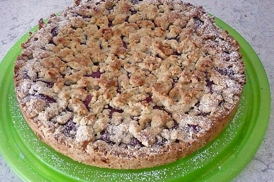 Obstkuchen mit Streuseln