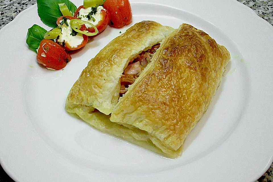 Schinken - Tomaten - Mozzarella - Strudel