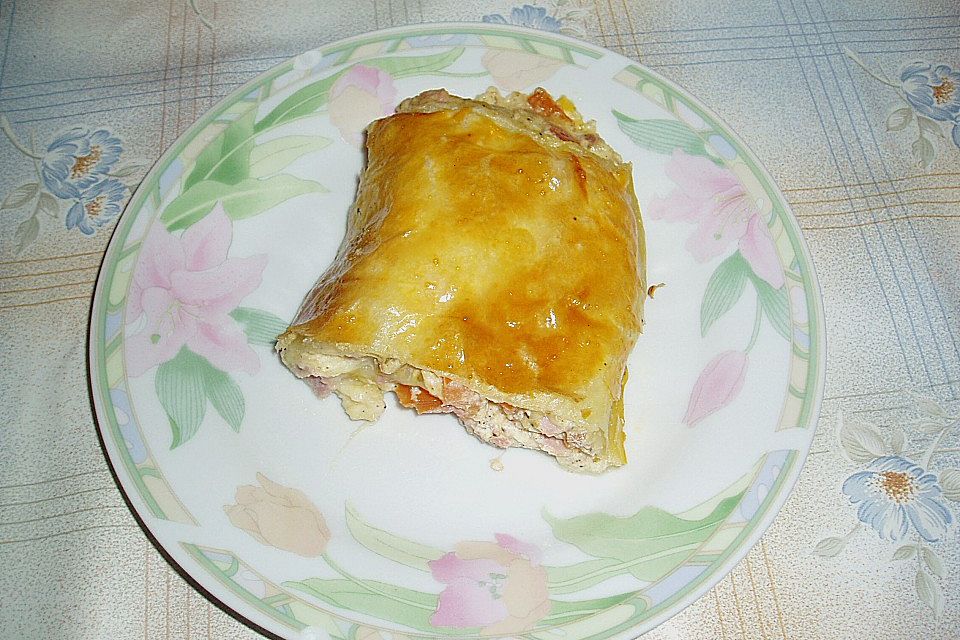 Schinken - Tomaten - Mozzarella - Strudel