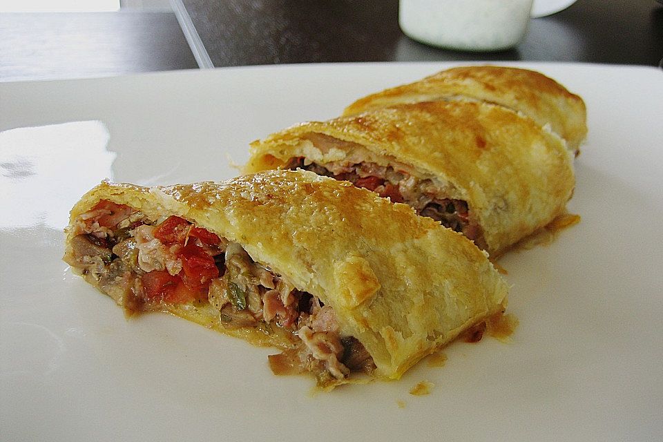 Schinken - Tomaten - Mozzarella - Strudel