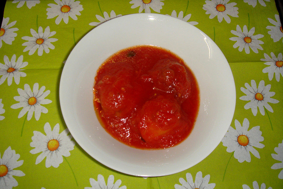 Kartoffeln in Tomatensoße (Patates Yahni)