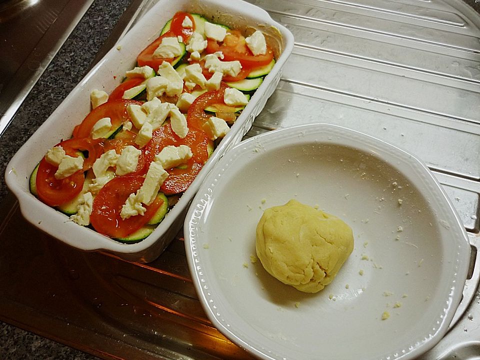Zucchini - Tomaten - Auflauf mit Streusel von elanda | Chefkoch