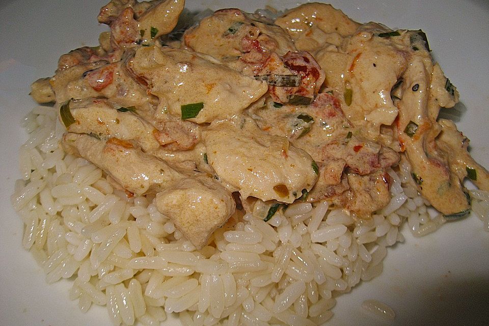 Hühnerfilet mit getrockneten Tomaten