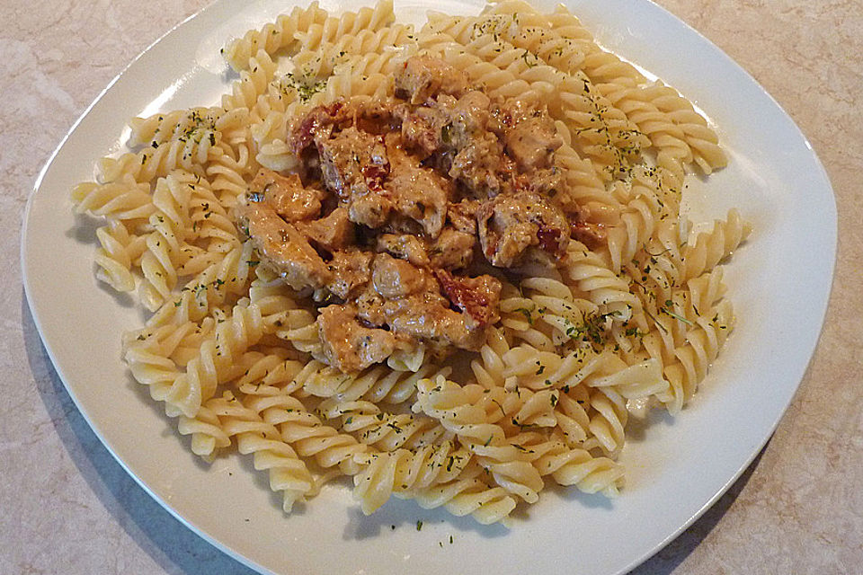 Hühnerfilet mit getrockneten Tomaten