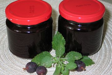 Rote Stachelbeer - Marmelade mit Minze