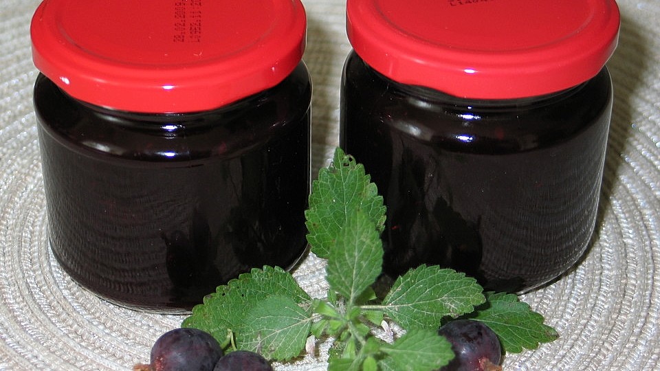 Rote Stachelbeermarmelade mit Minze von pyroxene| Chefkoch