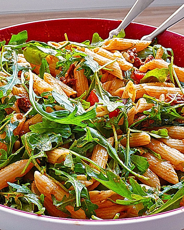Eckis italienischer Nudelsalat mit Pesto