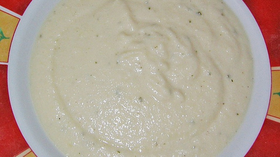 Feines Petersilienwurzelsüppchen von schrat Feines Petersilienwurzelsüppchen von schrat