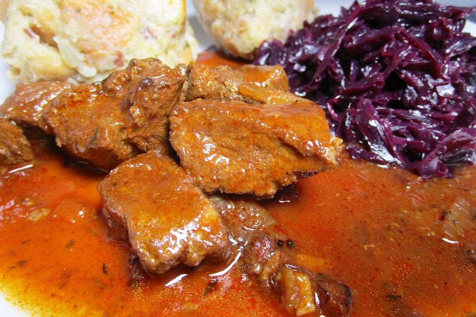 Wildschweingulasch