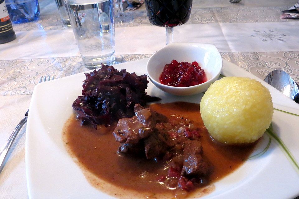 Wildschweingulasch