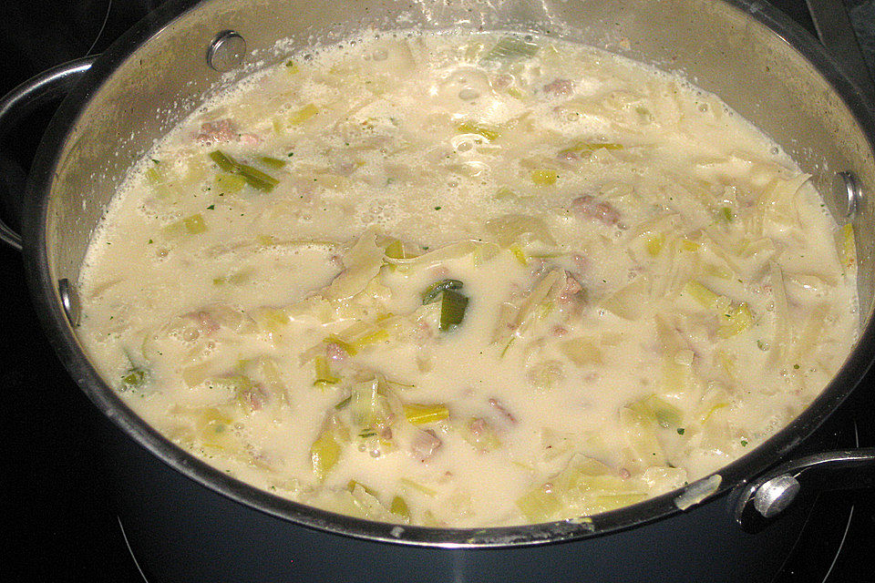 Hackfleisch - Lauch - Suppe