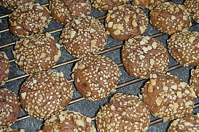 Sesam - Schokoladen - Plätzchen von Herbstfreundin13| Chefkoch