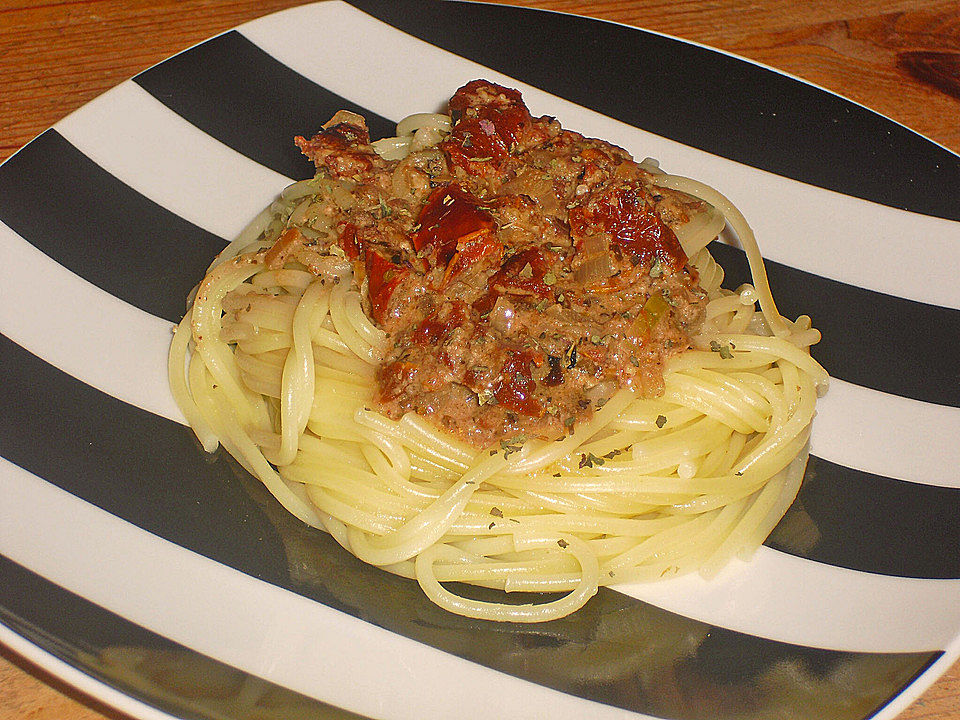 Spaghetti mit getrockneten Tomaten von FrauNaumann| Chefkoch