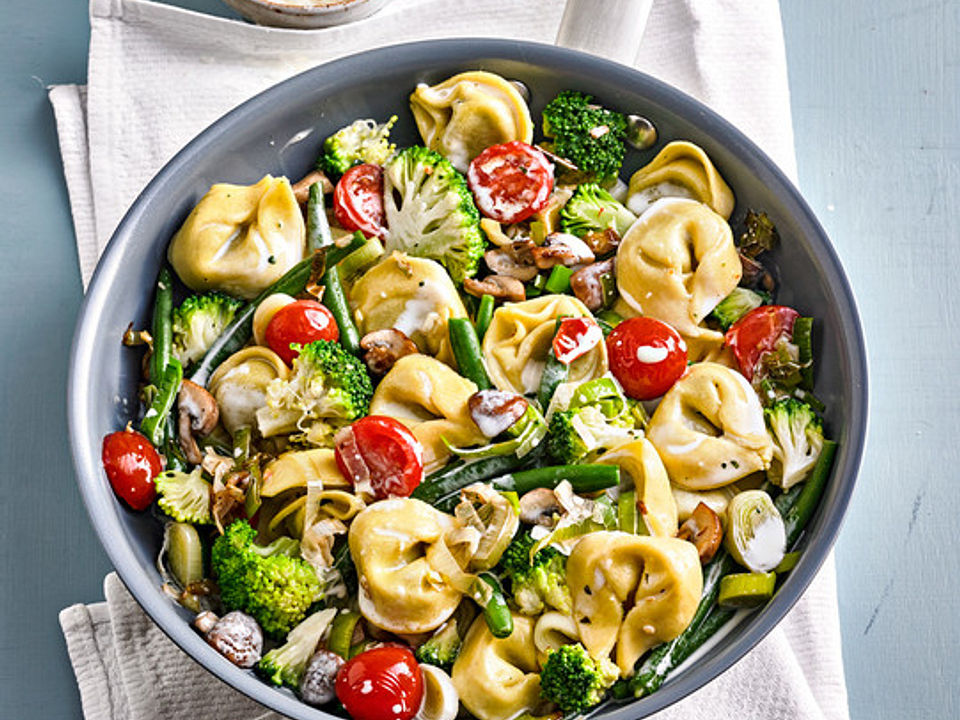 Vegetarische Tortellini Pfanne Von Mareikaeferchen Chefkoch