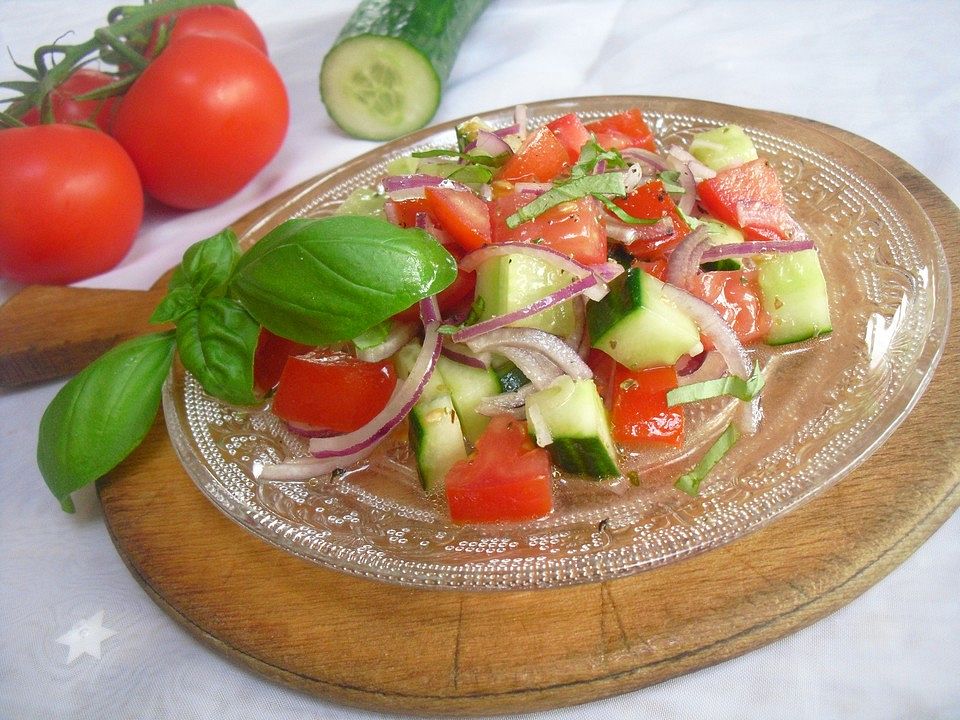 Griechischer Tomaten - Gurken - Salat von Basti1992Laura1993 | Chefkoch