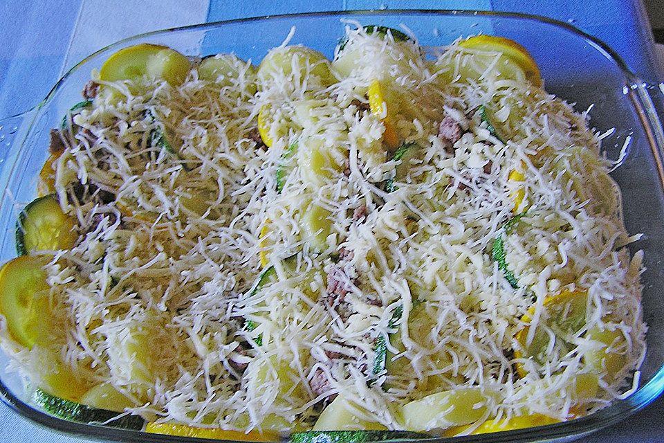 Zucchiniauflauf mit Hack