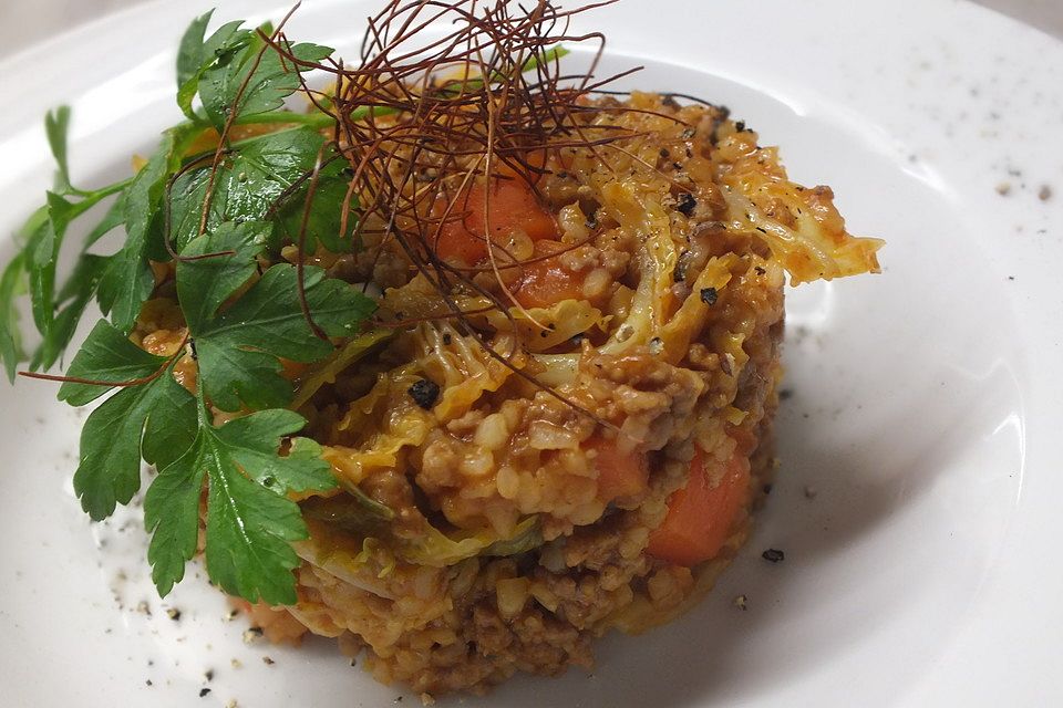 Bulgur mit Hackfleisch und Gemüse