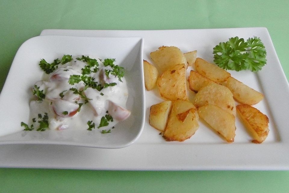 Rosmarinkartoffeln mit Tomatenjoghurt