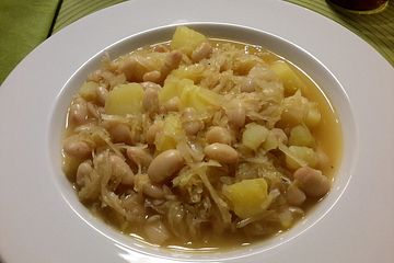 sauerkraut-mit-weissen-bohnen.jpg