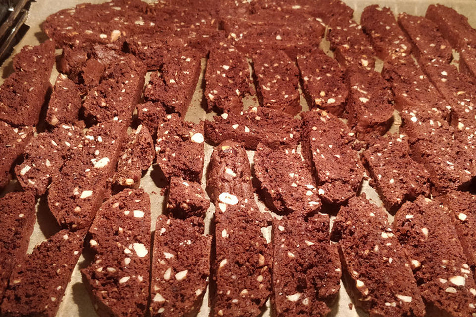 Biscotti mit Haselnüssen und Chocolate