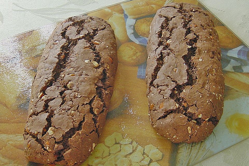 Biscotti mit Haselnüssen und Chocolate