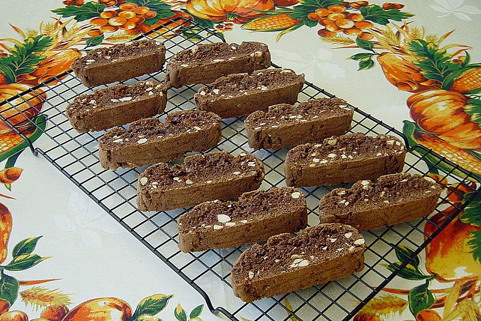 Biscotti mit Haselnüssen und Chocolate