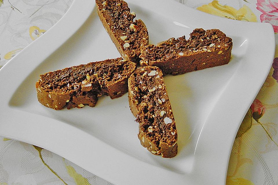 Biscotti mit Haselnüssen und Chocolate