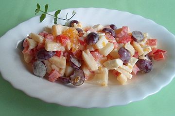 Käse - Früchte - Salat