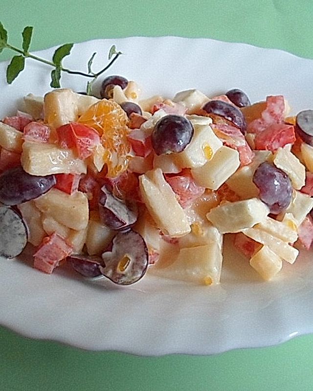 Käse - Früchte - Salat