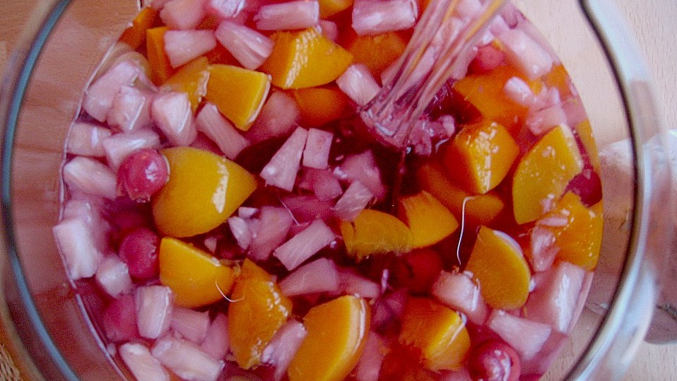 Pfirsich - Wodka - Bowle von zwergenmama1