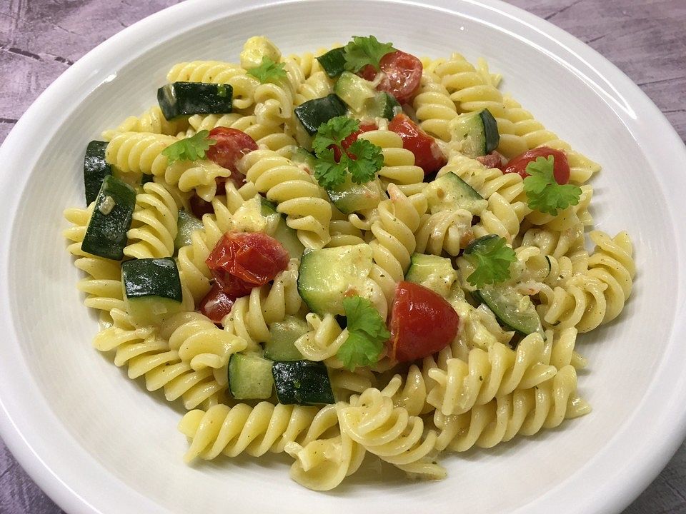 Zucchini Und Tomaten In Sahnesosse Von Jana05 Chefkoch