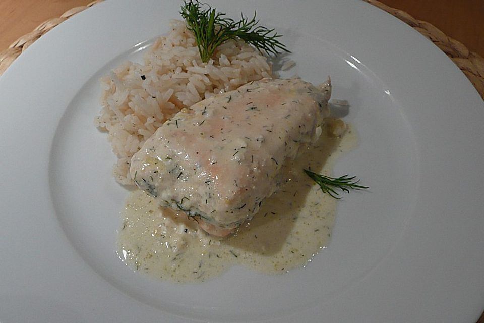 Lachsfilet in Dill - Sahne mit Limettenreis