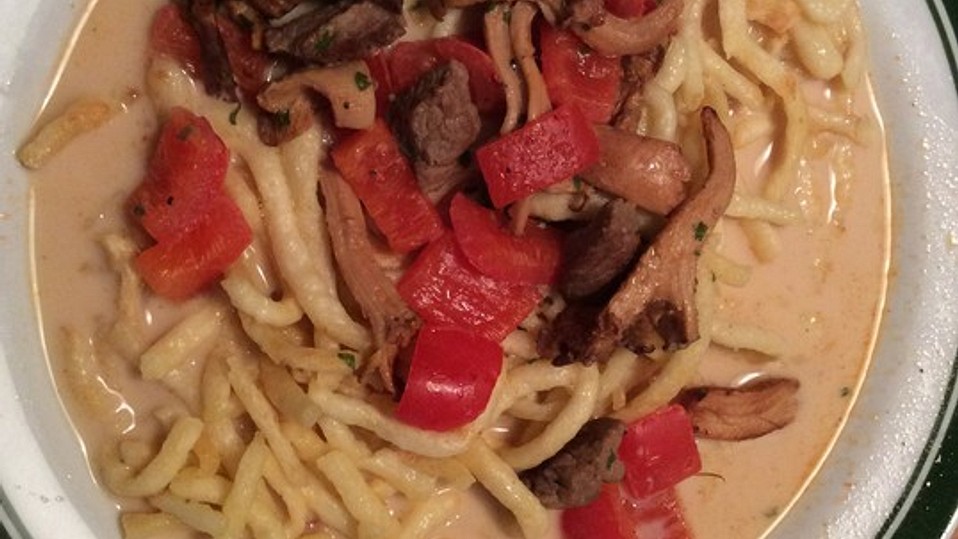 Puten - Rahmgulasch mit Paprika von babs56 Puten - Rahmgulasch mit Paprika von babs56