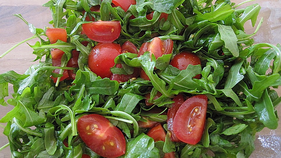 Tomaten Rucola Salat Mit Croutons Von Gutguschel Chefkoch