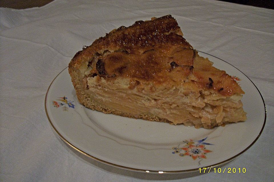 Quittenkuchen mit Rahmguss