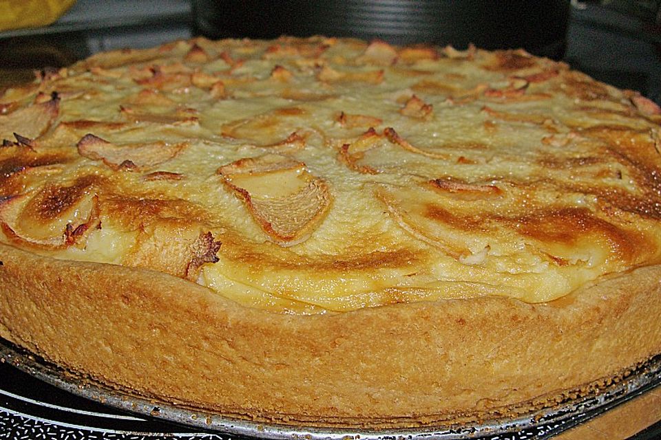 Quittenkuchen mit Rahmguss