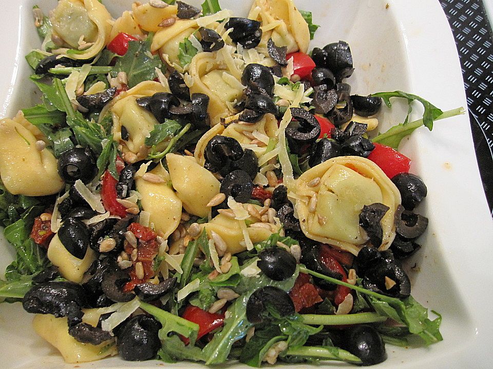 Tortellini - Rucola - Salat von LittleHeart| Chefkoch