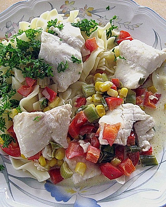 Fischragout mit Paprika - Mais - Gemüse