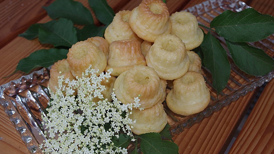 Holunderblüten - Zitronen - Küchlein von Schoko-Mami Holunderblüten - Zitronen - Küchlein von Schoko-Mami
