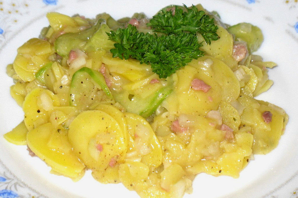 Kartoffel - Gurken - Salat