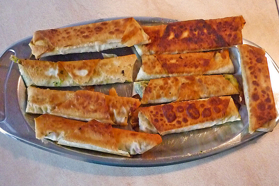 Zeldas Hackfleisch - Börek mit Spinat